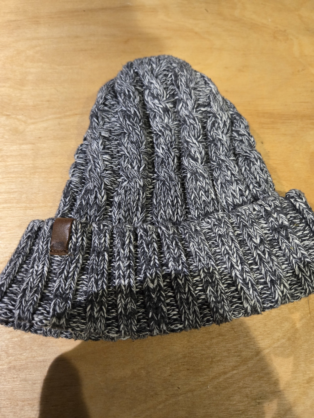 Roots Men's Gray Marled Cable Knit Beanie